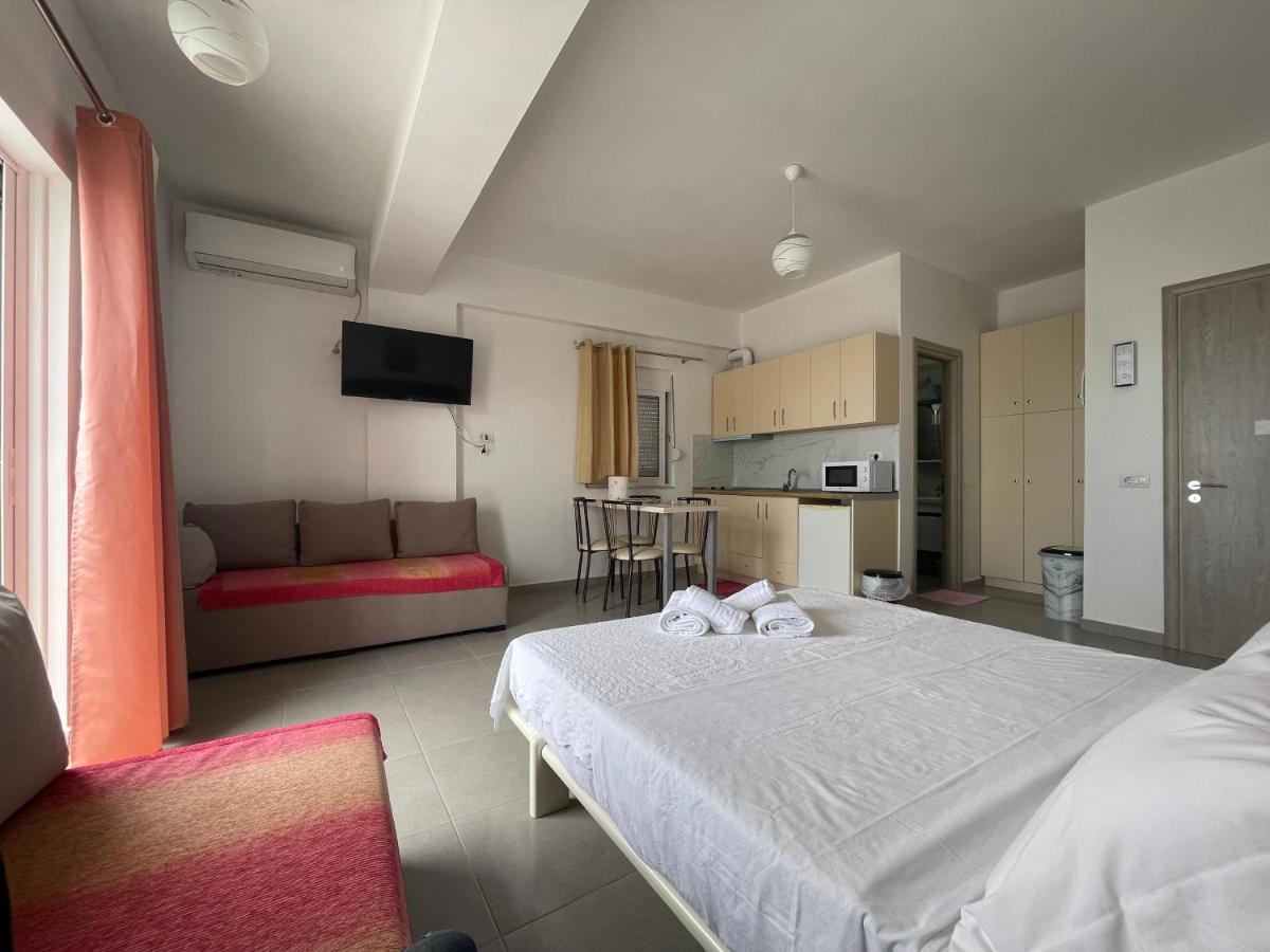 Villa Kostian Sarandë 외부 사진