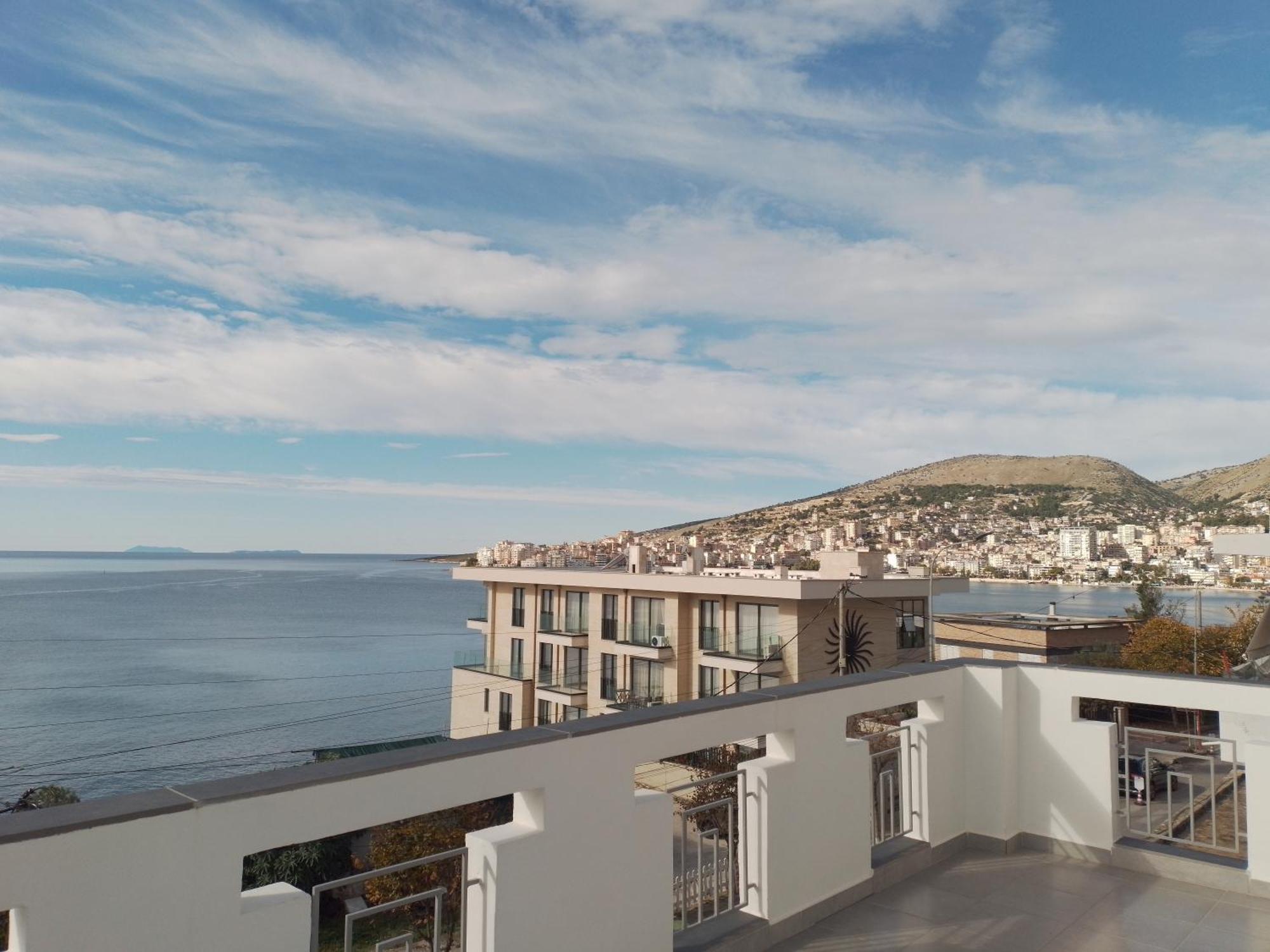 Villa Kostian Sarandë 외부 사진