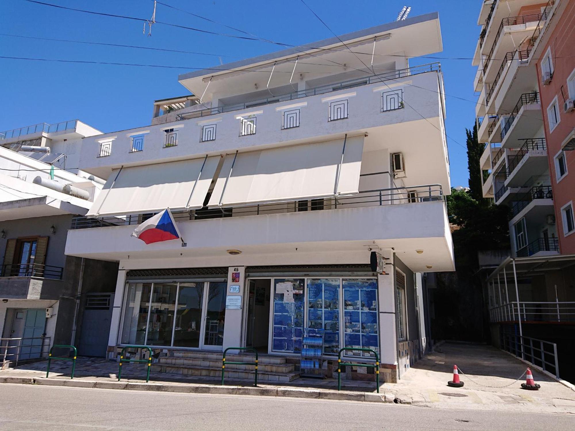 Villa Kostian Sarandë 외부 사진